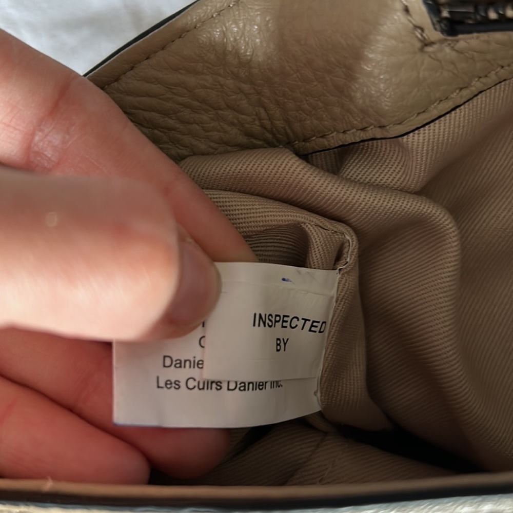 DANIER real leather 2 style or 2 in 1 elegant & every day use style so WOW - Picture 12 of 12